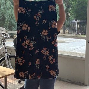 Black button floral skirt